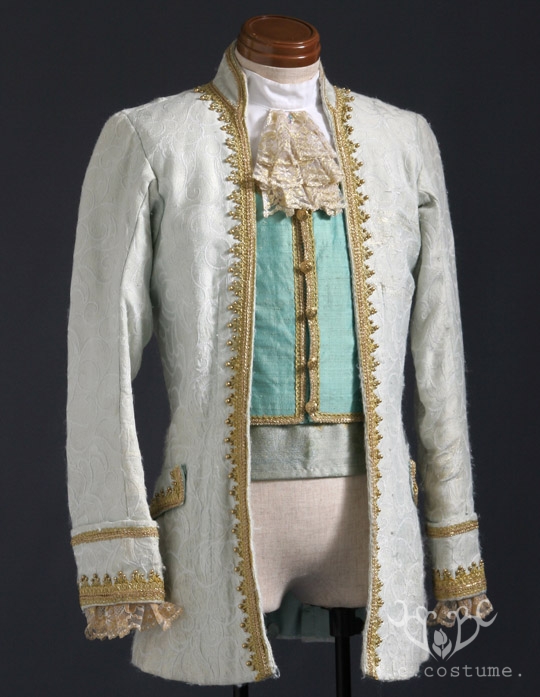 AA-142-03 男性衣裳