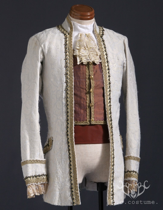 AA-142-04 男性衣裳