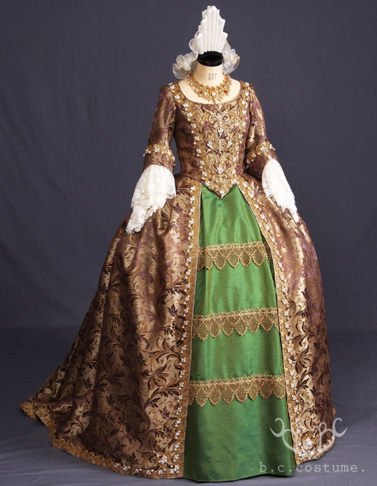 AW-036-02 女性衣裳