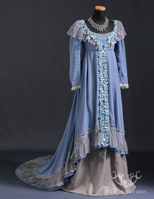 AW-001-11 女性衣裳