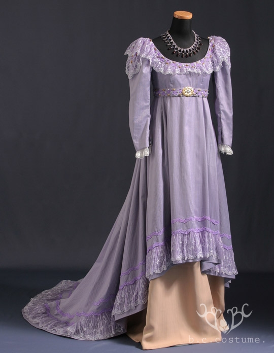 AW-001-12 女性衣裳