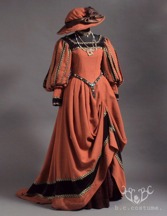 AW-004-02 女性衣裳