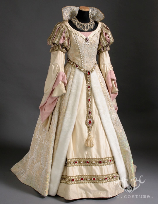 AW-006-01 女性衣裳