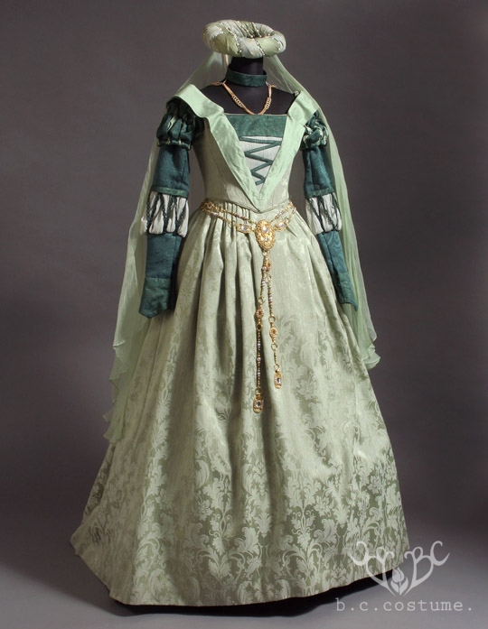AW-007-01 女性衣裳 宮廷 | b.c.costume.