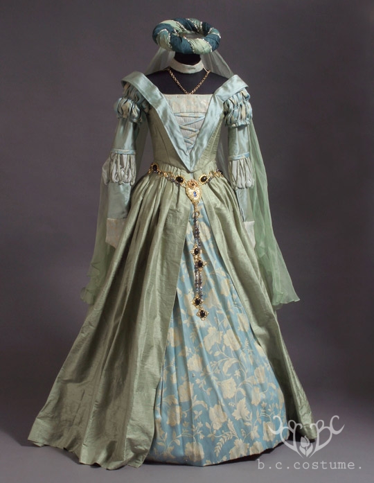 AW-007-06 女性衣裳 宮廷