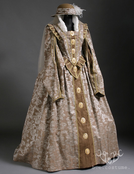 AW-011-03 女性衣裳