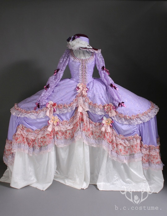 AW-014-01 女性衣裳