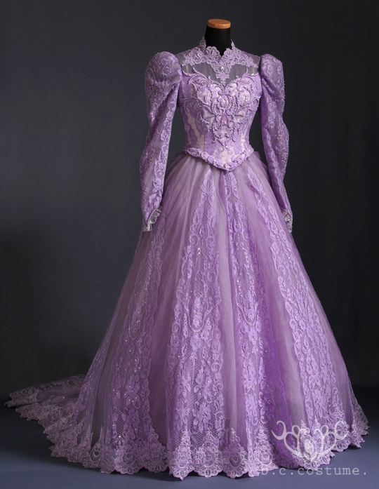 AW-028-01 女性衣裳